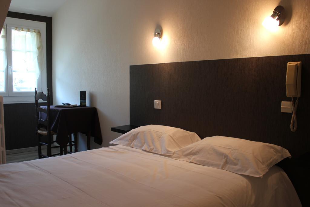Logis Hotel Les Cimes Argelès-Gazost Rom bilde