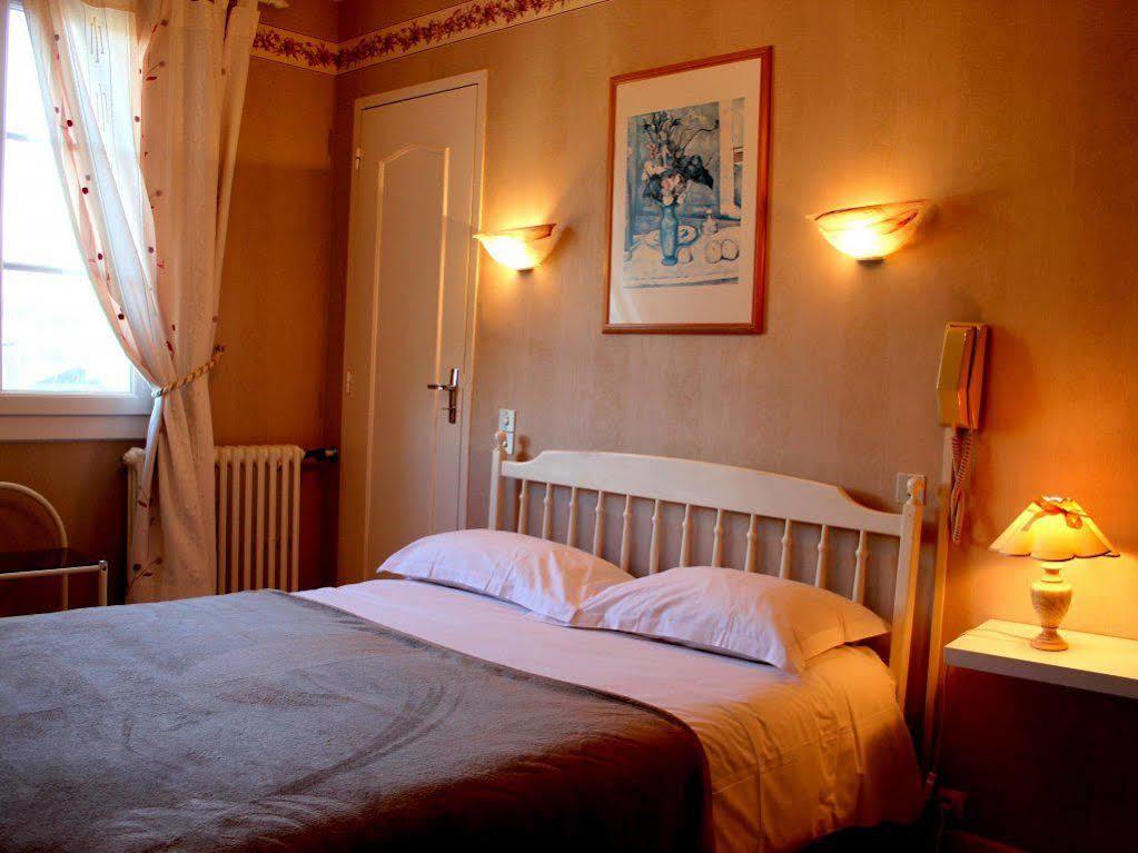 Logis Hotel Les Cimes Argelès-Gazost Eksteriør bilde