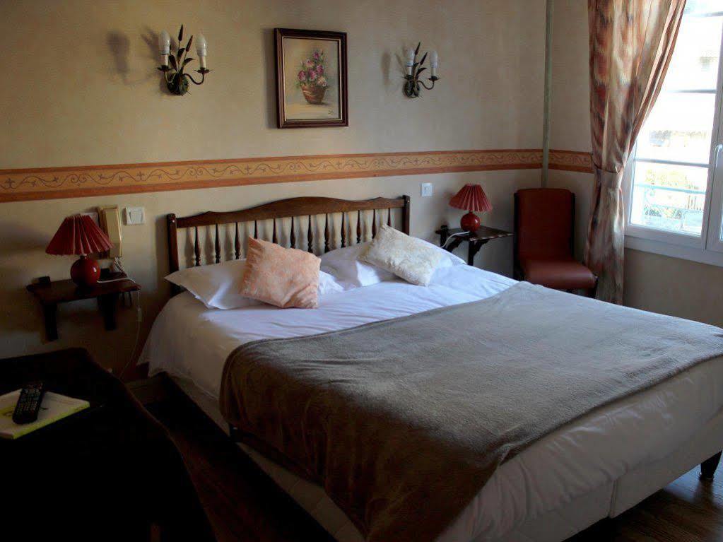 Logis Hotel Les Cimes Argelès-Gazost Eksteriør bilde