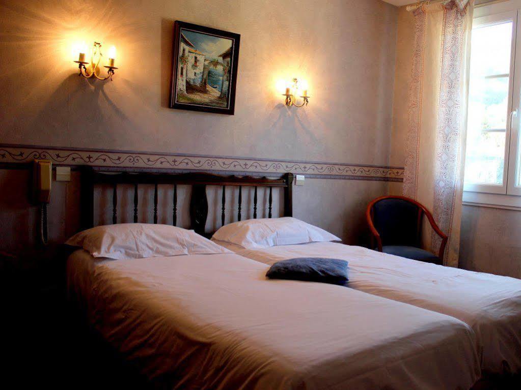Logis Hotel Les Cimes Argelès-Gazost Eksteriør bilde