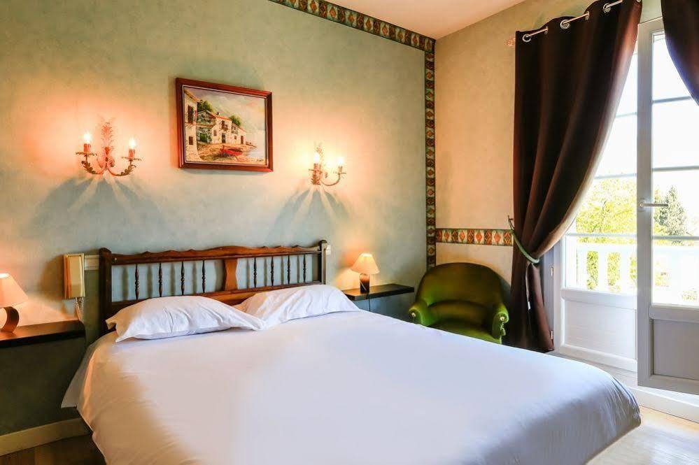 Logis Hotel Les Cimes Argelès-Gazost Eksteriør bilde